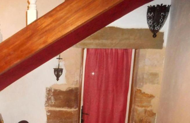 Logis De La Meschaussee, Dans Donjon Du Xie Siecle Canet  Exterior foto